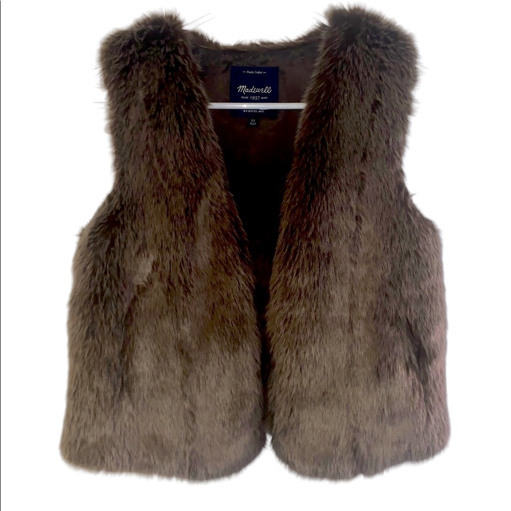 Madewell Faux Fur Vest Women’s Color Brown Front Clasp and Pockets Size XS